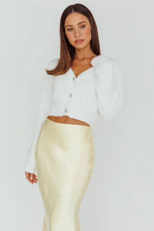 Chica Dulce Heart Button Knit Crop Top Cream