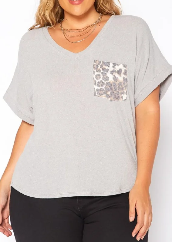 Hi Curvy Plus Size Leopard Pocket Hem V Neck Shirt