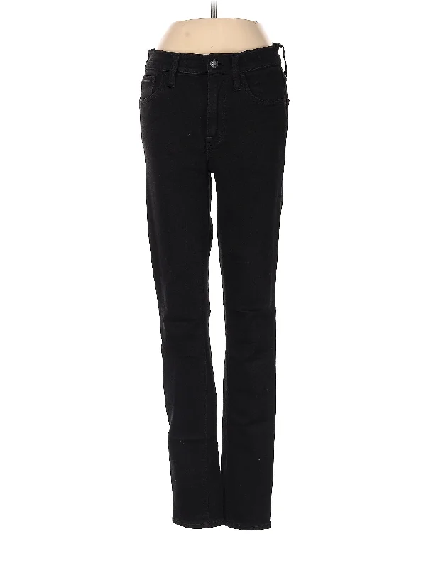 Mid-Rise Straight-leg Jeans in Dark Wash