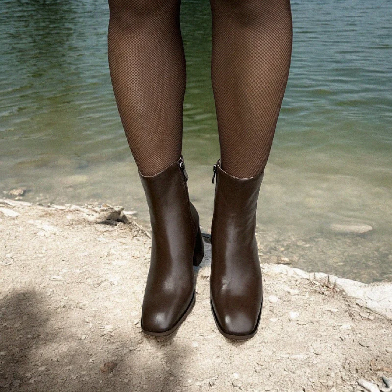 *BELGO - brown chunky heel ankle boot