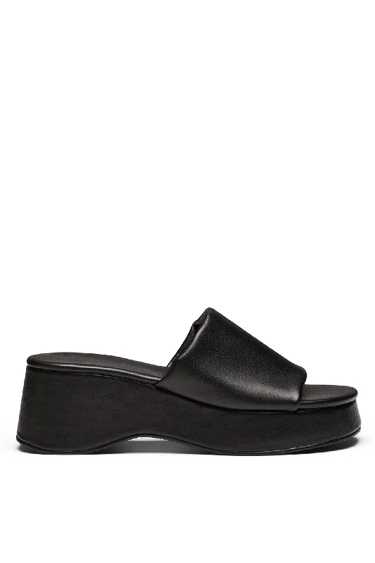 THERAPY Cindy Sandal Black