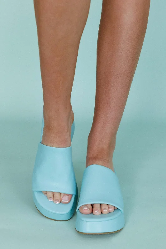 THERAPY Cindy Sandal Seafoam