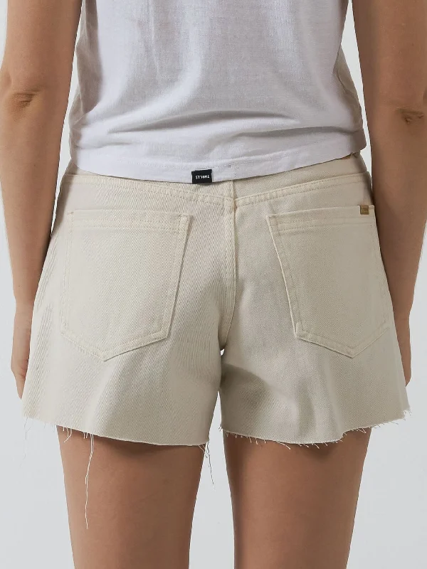 Erica Mid Rise Short - Heritage White